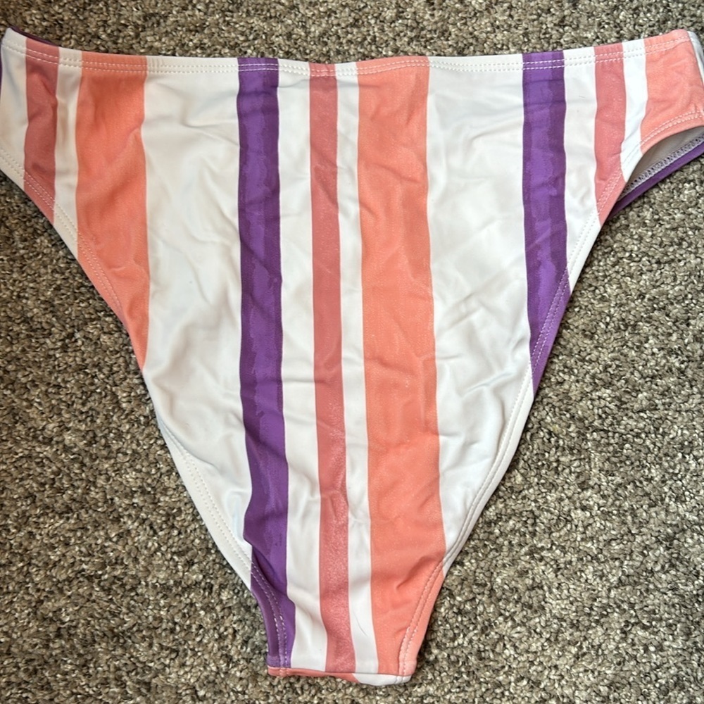 Cupshe Bikini - Picture 8 of 8